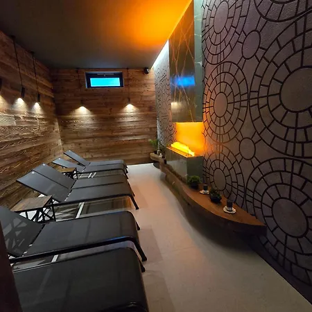 Jarmilka S Privatnim Wellness