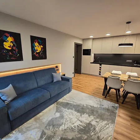 Jarmilka S Moznosti Privatniho Wellness Apartmanhotel Bedřichov