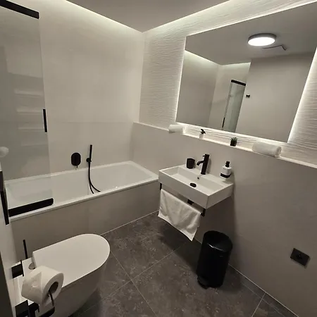 Aparthotel Jarmilka S Privatnim Wellness *