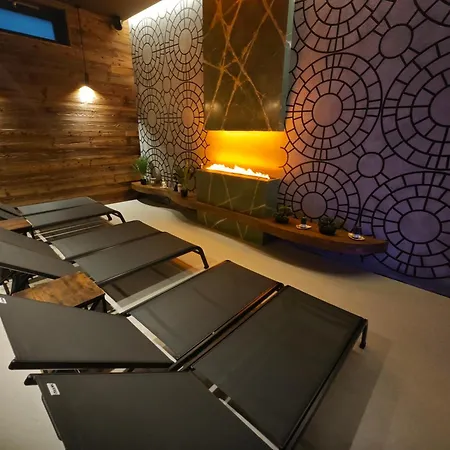 Aparthotel Jarmilka S Privatnim Wellness Bedrichov (Liberec)