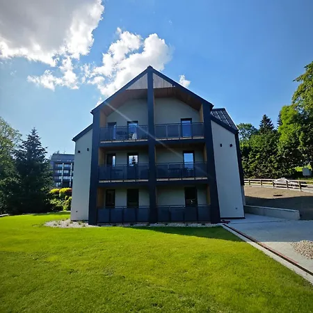 Jarmilka S Privatnim Wellness Aparthotel Bedrichov (Liberec)