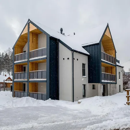Aparthotel Jarmilka S Privatnim Wellness